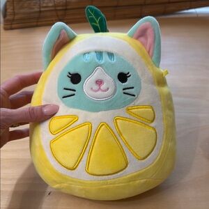 Squishmallows Corinna lemon cat